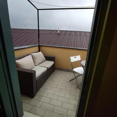 Stazione Centrale-loreto Vintage House With Terrace Wifi Sky-netlix