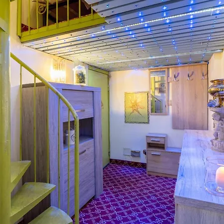 Stazione Centrale-loreto Vintage House With Terrace Wifi Sky-netlix Milan