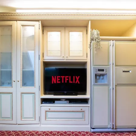 Stazione Centrale-loreto Vintage House With Terrace Wifi Sky-netlix Apartment Milan