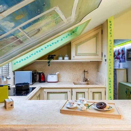 Stazione Centrale-loreto Vintage House With Terrace Wifi Sky-netlix *